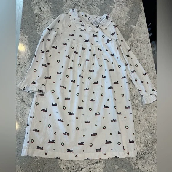 Petite Plume Christmas Nightgown Size 8 - Picture 1 of 4